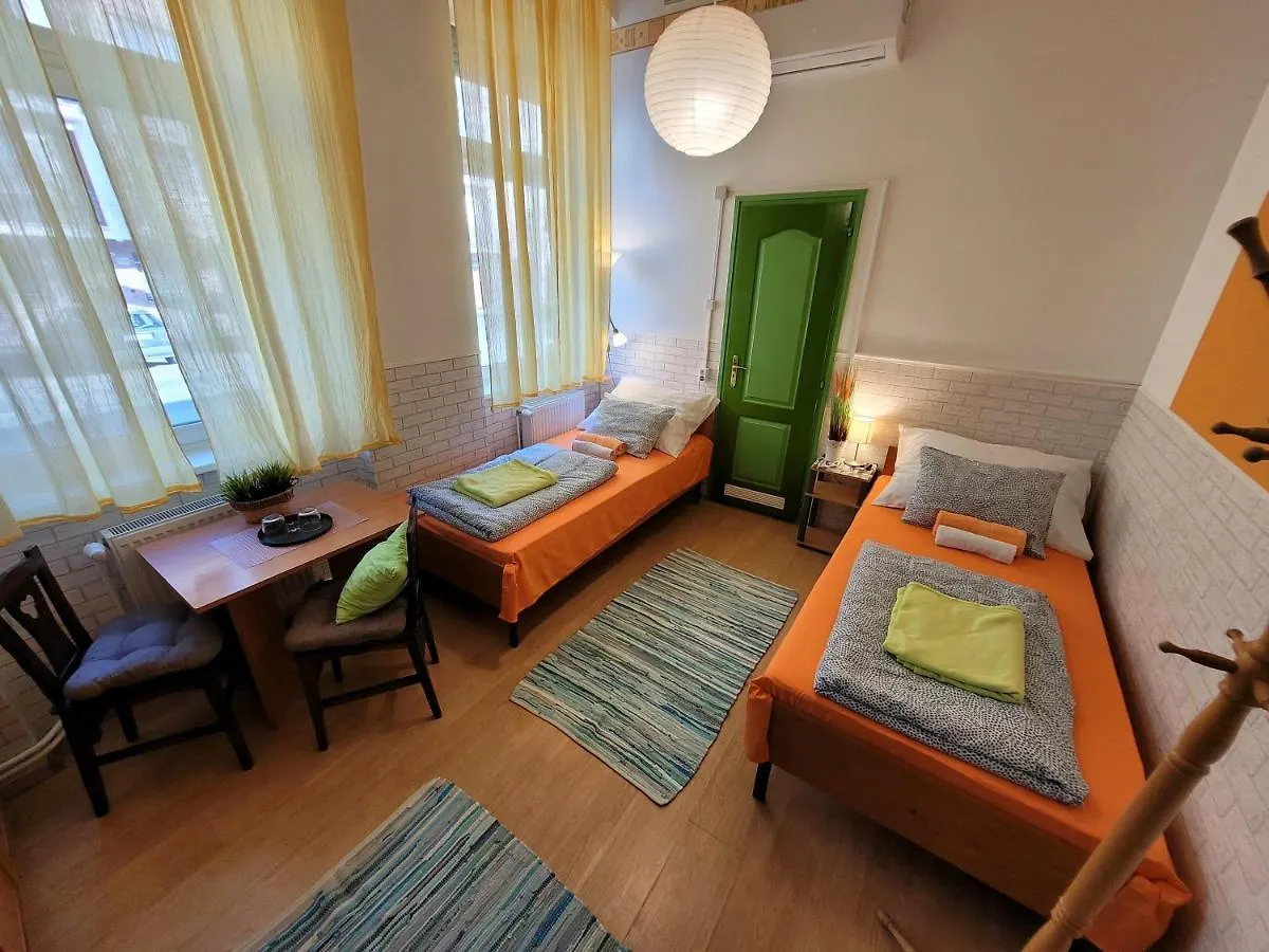 Brindza Vendeghaz Hotel Szeged